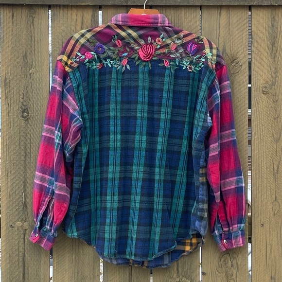 Vintage Colorblock Rainbow Flannel Embroidered Back Women’s Medium - Picture 1 of 5